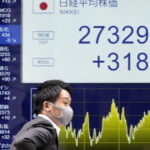 Japan PM Hopefuls Prepare Leadership Bids, Markets Recoil 